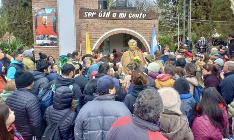 Mons. Colombo le pidió a Ceferino por el recorte de fondos para combatir adicciones