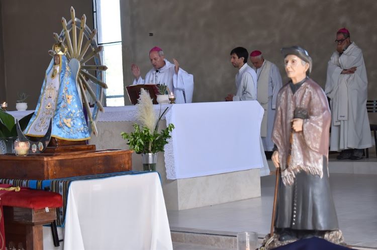 Los sacerdotes de Lomas de Zamora se reúnen para iniciar el año pastoral Los sacerdotes de Lomas de Zamora se reúnen para iniciar el año pastoral