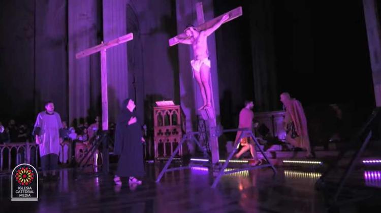 Los sufrimientos actuales, eje del Viacrucis por la Paz platense Los sufrimientos actuales, eje del Viacrucis por la Paz platense