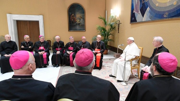 'Mantengan viva la esperanza', instó Francisco a los obispos de Medio Oriente 'Mantengan viva la esperanza', instó Francisco a los obispos de Medio Oriente