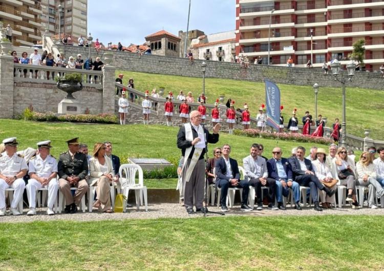 Mar del Plata abrió la temporada con la tradicional bendición episcopal del mar