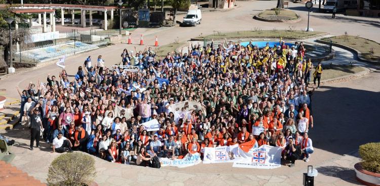 Más de 500 delegados de Cáritas renovaron su compromiso de servicio solidario Más de 500 delegados de Cáritas renovaron su compromiso de servicio solidario