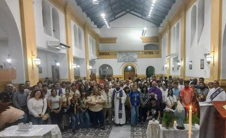 Merlo-Moreno: scouts recibieron la 'Luz de Belén' en la misa de envío Merlo-Moreno: scouts recibieron la 'Luz de Belén' en la misa de envío