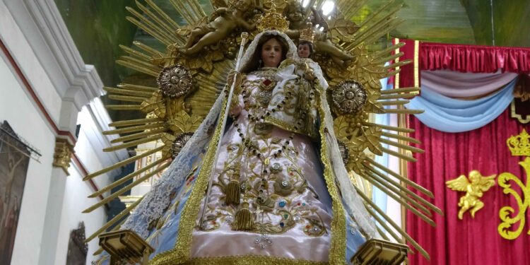 Miles de fieles celebraron a la Virgen del Rosario, patrona de Jujuy Miles de fieles celebraron a la Virgen del Rosario, patrona de Jujuy
