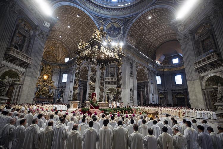 Misa Crismal en la Basílica de San Pedro: el Papa instó a 'rezar por la alegría de los sacerdotes' Misa Crismal en la Basílica de San Pedro: el Papa instó a 'rezar por la alegría de los sacerdotes'