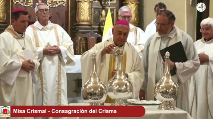 Misa Crismal: Mons. Fenoy invitó a vivir el Jubileo como "tiempo de gracia"
