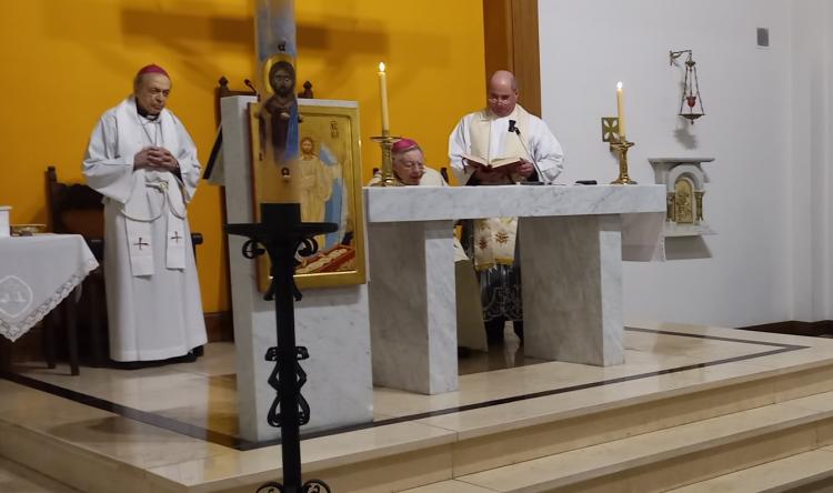 Mons. Aguer celebró sus 80 años en un templo porteño Mons. Aguer celebró sus 80 años en un templo porteño