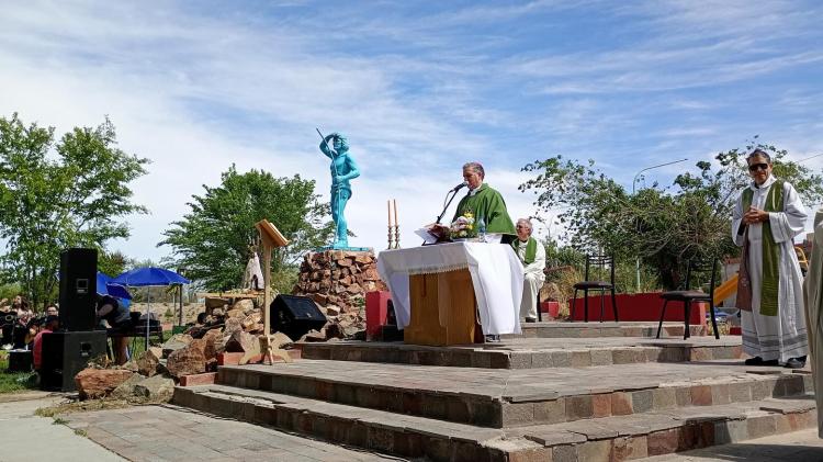 Mons. Álvarez: 'Seamos una comunidad que camina desde el servicio' Mons. Álvarez: 'Seamos una comunidad que camina desde el servicio'