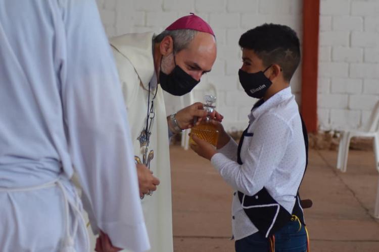 Mons. Braida comienza su visita pastoral al decanato San Francisco Solano Mons. Braida comienza su visita pastoral al decanato San Francisco Solano