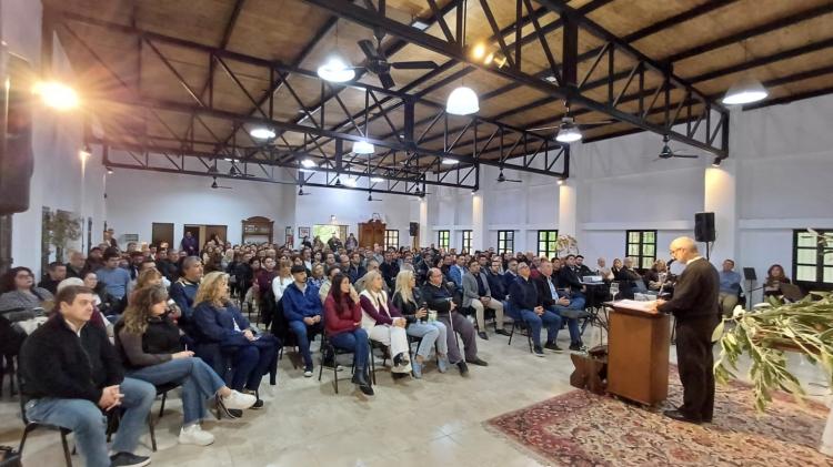 Mons. Braida: 'Ser servidores de la fraternidad y la amistad social'