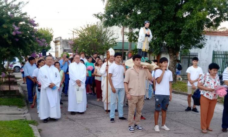 La familia salesiana celebró el día de san Juan Bosco en Curuzú Cuatiá La familia salesiana celebró el día de san Juan Bosco en Curuzú Cuatiá