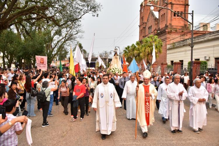 Mons. Canecín alentó a 'ser una Iglesia ministerial' frente a cualquier esclavitud Mons. Canecín alentó a 'ser una Iglesia ministerial' frente a cualquier esclavitud