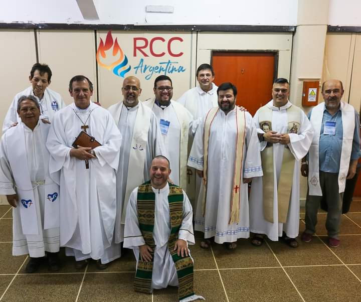 Mons. Canecín a la RCC: "La mayor gloria es el servicio y la mayor grandeza es la pequeñez" Mons. Canecín a la RCC: "La mayor gloria es el servicio y la mayor grandeza es la pequeñez"