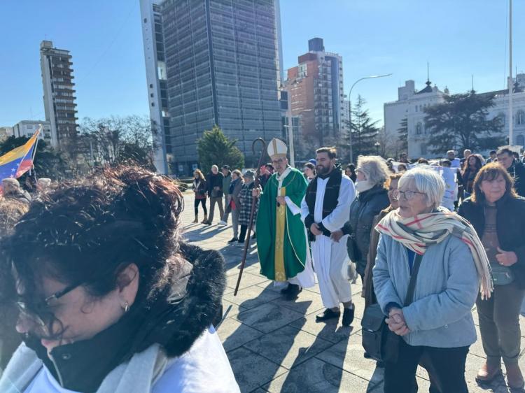 Mons. Carrara: 'Los más frágiles y pequeños nos enseñan a ser signos de amor' Mons. Carrara: 'Los más frágiles y pequeños nos enseñan a ser signos de amor'