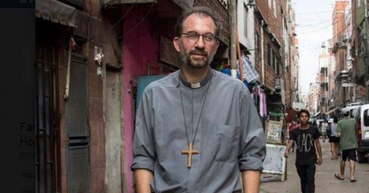 Mons. Carrara pide la continuidad de las políticas de integración de barrios populares Mons. Carrara pide la continuidad de las políticas de integración de barrios populares