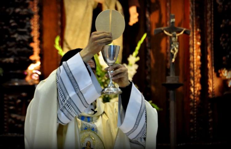 Mons. Castagna: 'Reconocer a Cristo ante los hombres' Mons. Castagna: 'Reconocer a Cristo ante los hombres'