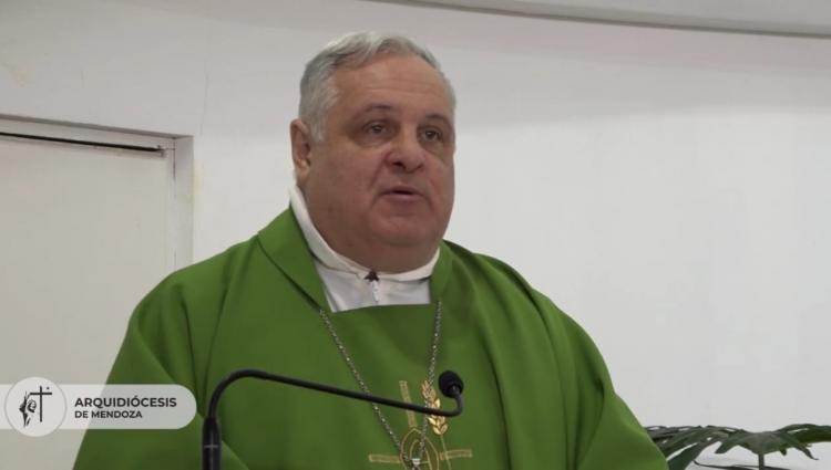 Mons. Colombo: 'Jesús nos pide opciones firmes'