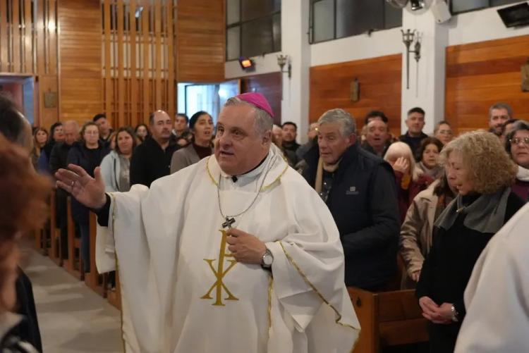 Mons. Colombo: 'La indiferencia ante los pobres nos aleja del plan de Dios'