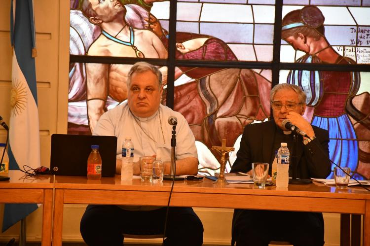 Mons. Colombo: Más que nunca, queremos ser una Iglesia que dice "presente" Mons. Colombo: Más que nunca, queremos ser una Iglesia que dice "presente"