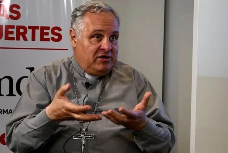 Mons. Colombo pide ayuda a los santos para vivir la fe en adoración y servicio Mons. Colombo pide ayuda a los santos para vivir la fe en adoración y servicio