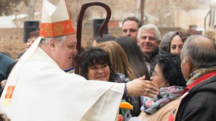 Mons. Colombo saludó a la comunidad diocesana antes de viajar a los funerales del Papa Mons. Colombo saludó a la comunidad diocesana antes de viajar a los funerales del Papa