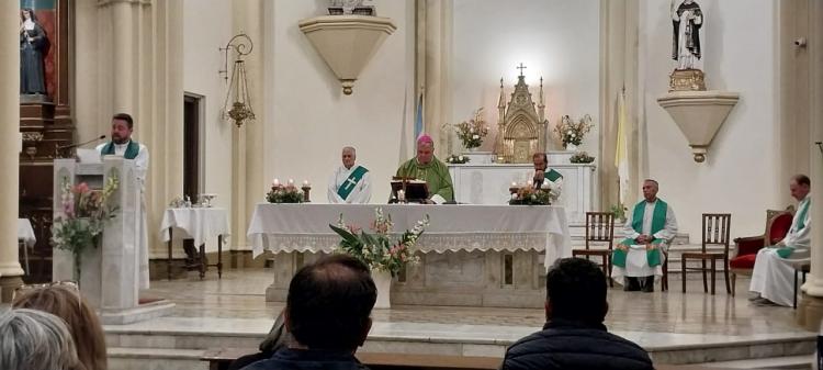 Mons. Colombo valoró la iniciativa de la Ecoparroquia y llamó a la educación ecológica Mons. Colombo valoró la iniciativa de la Ecoparroquia y llamó a la educación ecológica