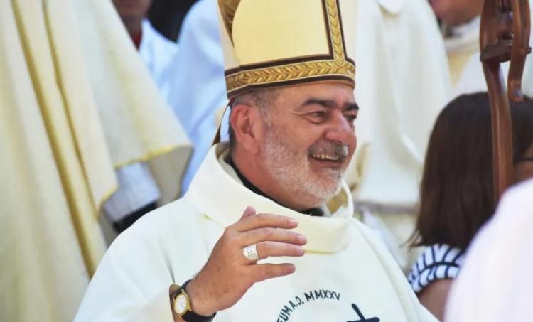 Mons. Domínguez explica que su renuncia es 'una decisión dolorosa y personal' Mons. Domínguez explica que su renuncia es 'una decisión dolorosa y personal'