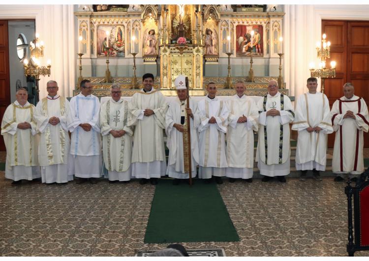 Mons. Fenoy ordenó a dos diáconos transitorios y a otros ocho permanentes Mons. Fenoy ordenó a dos diáconos transitorios y a otros ocho permanentes
