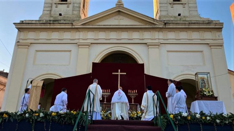 Mons. Fenoy: 'Toda la vida tiene que ser Eucaristía' Mons. Fenoy: 'Toda la vida tiene que ser Eucaristía'