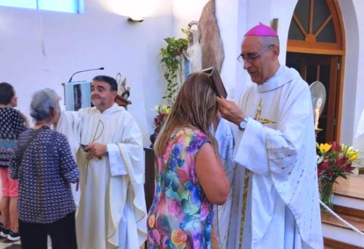 Mons. Fernández: "María se preocupa con nosotros por nuestras simples angustias cotidianas" Mons. Fernández: "María se preocupa con nosotros por nuestras simples angustias cotidianas"