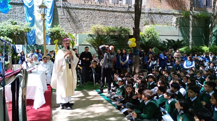 Mons. García Cuerva: 'El mejor regalo a la Virgen es estar unidos' Mons. García Cuerva: 'El mejor regalo a la Virgen es estar unidos'