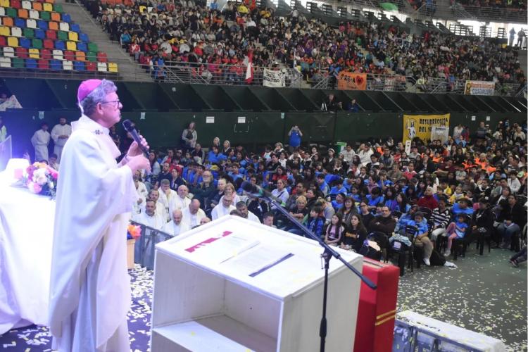 Mons. García Cuerva: 'Necesitamos de sus manos abiertas para contagiar esperanza'