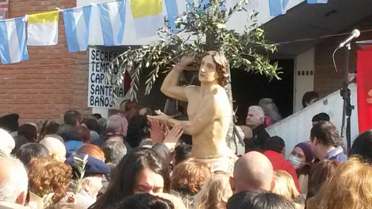 Mons. García Cuerva, en la fiesta en honor de san Pantaleón Mons. García Cuerva, en la fiesta en honor de san Pantaleón