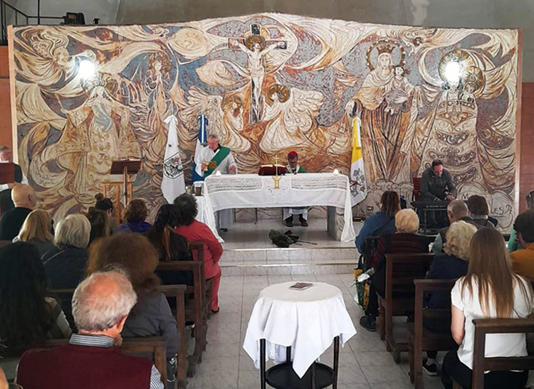 Buenos Aires: cuál es el gesto mensual del arzobispo porteño en la Chacarita Buenos Aires: cuál es el gesto mensual del arzobispo porteño en la Chacarita