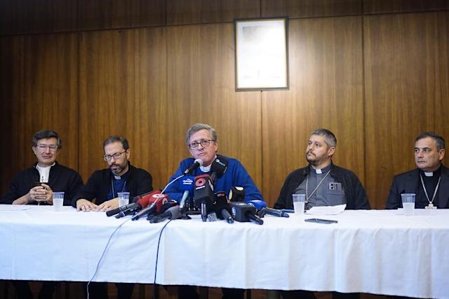 Mons. García Cuerva en conferencia de prensa: "Francisco deja una Iglesia que dialoga con la diversidad'