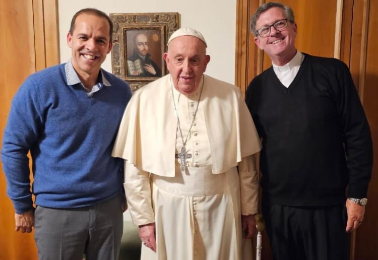 Mons. García Cuerva visitó al Papa Francisco en la Casa Santa Marta Mons. García Cuerva visitó al Papa Francisco en la Casa Santa Marta
