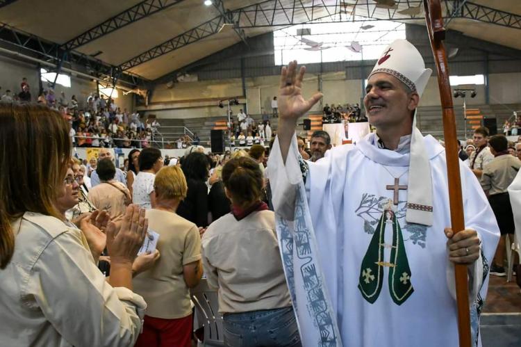 Mons. Liébana pide no relegar la fe ni a Dios de la vida social y educativa