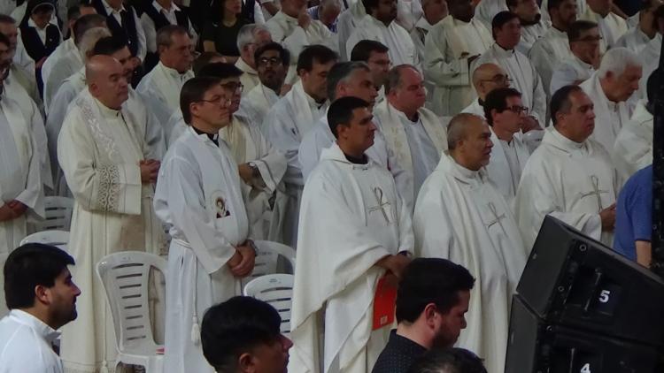 Mons. Lozano: 'Jesús puede darnos la luz y ternura que necesitamos' Mons. Lozano: 'Jesús puede darnos la luz y ternura que necesitamos'