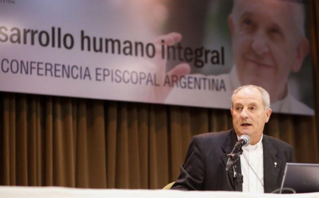 Mons. Lugones alerta sobre el impacto de un ajuste en la coyuntura económica actual Mons. Lugones alerta sobre el impacto de un ajuste en la coyuntura económica actual
