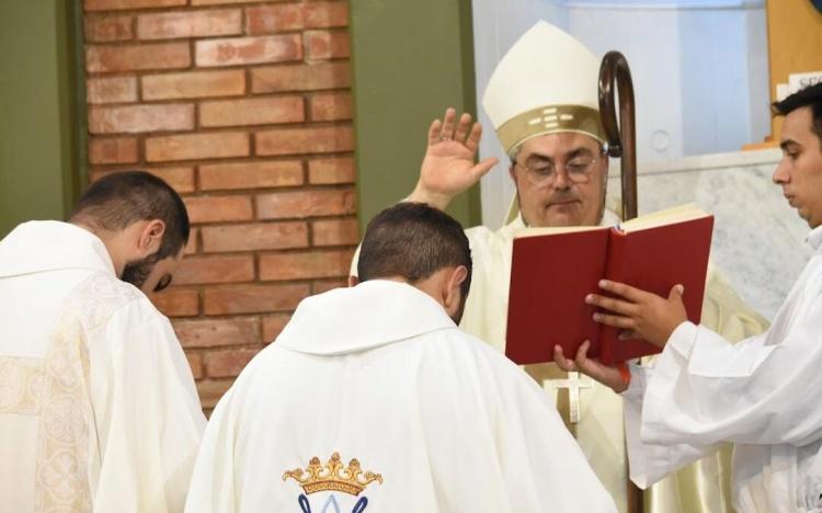 Mons. Margni ordenó a un sacerdote y un diácono Mons. Margni ordenó a un sacerdote y un diácono