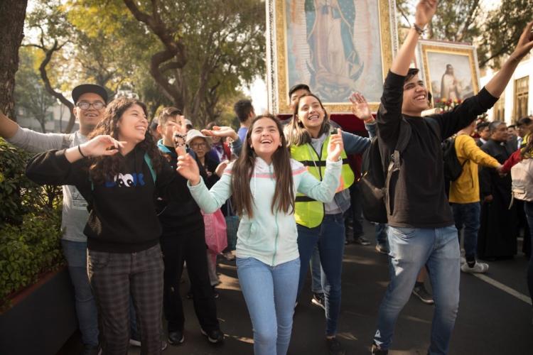 Mons. Martín invita a misionar en cada rincón de la arquidiócesis Mons. Martín invita a misionar en cada rincón de la arquidiócesis