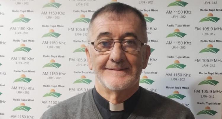 Mons. Martínez: 'La Iglesia vive de la solidaridad de nuestra gente' Mons. Martínez: 'La Iglesia vive de la solidaridad de nuestra gente'