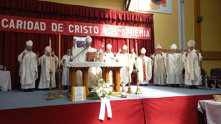 Mons. Medina: 'Acompañar al que nos necesita y tener misericordia' Mons. Medina: 'Acompañar al que nos necesita y tener misericordia'