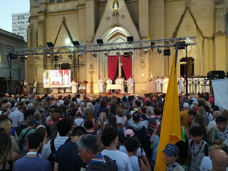 Mons. Mestre: "Jugamos el partido de María con su actitud de fidelidad a Dios"