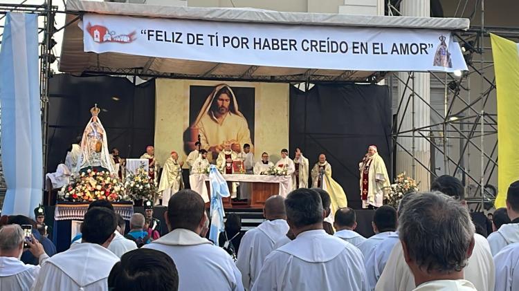 Mons. Ñañez: Mirar a María, su testimonio discipular y misionero en el hoy de nuestra vida Mons. Ñañez: Mirar a María, su testimonio discipular y misionero en el hoy de nuestra vida