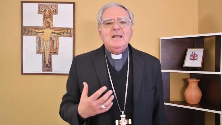 Mons. Ojea: "Dios es familia, no es soledad" Mons. Ojea: "Dios es familia, no es soledad"