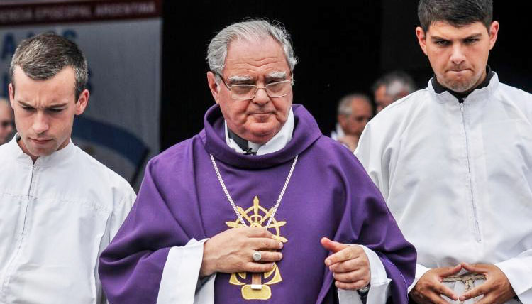 Mons. Ojea: 'Extender la mano al prójimo como Jesús nos la tendió a nosotros' Mons. Ojea: 'Extender la mano al prójimo como Jesús nos la tendió a nosotros'