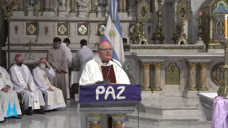 Mons. Ojea: La Virgen está con los que sufren por la injusticia y la barbarie de la guerra Mons. Ojea: La Virgen está con los que sufren por la injusticia y la barbarie de la guerra