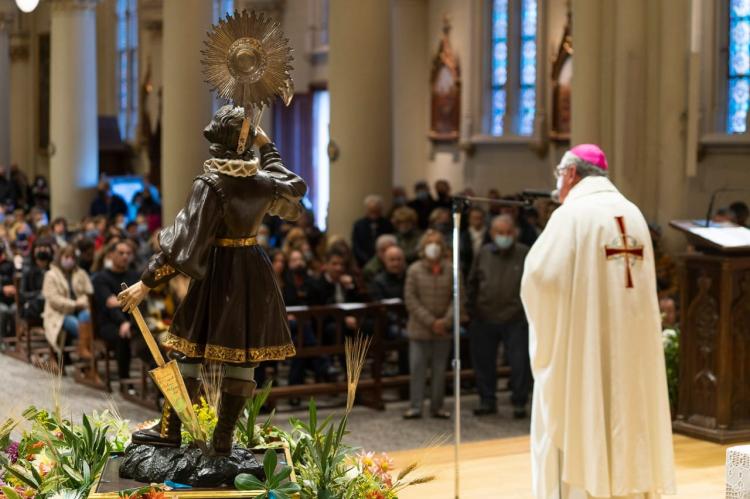 Mons. Ojea: San Isidro, un paradigma del cuidado de la vida Mons. Ojea: San Isidro, un paradigma del cuidado de la vida