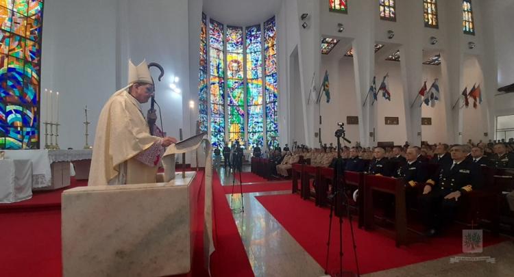 Mons. Olivera: 'María es nuestra estrella, luz y faro en el océano de la vida'